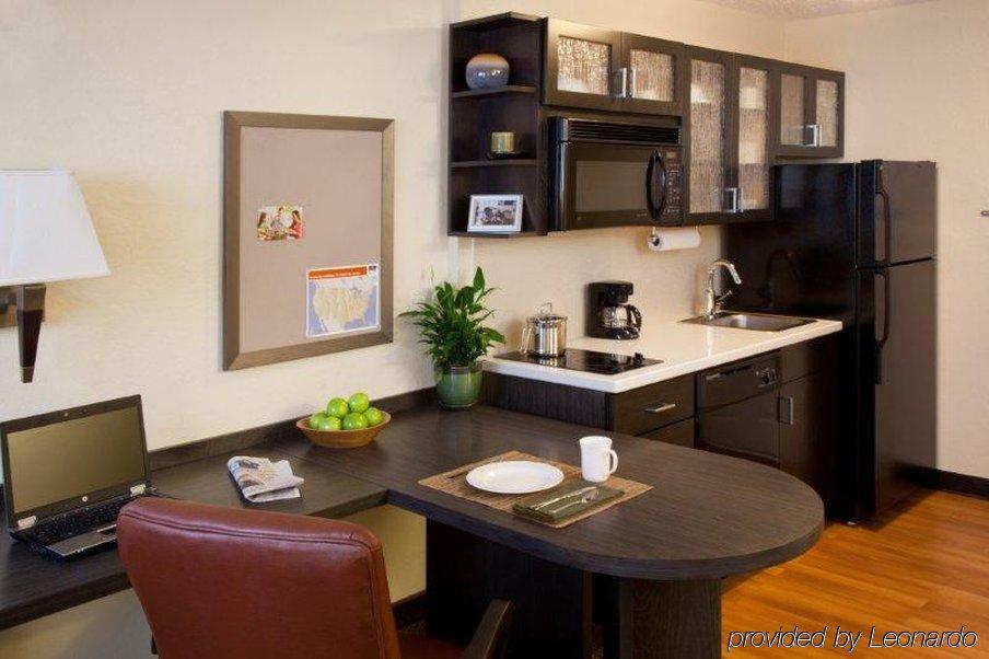 Sonesta Simply Suites Austin The Domain Area Номер фото